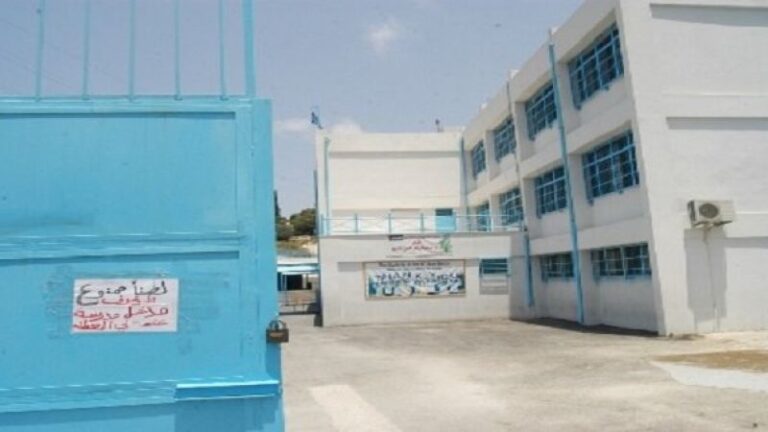 إقفال شعب وزيادة اكتظاظ وتقليص عدد المعلمين في مدارس الأونروا ببيروت