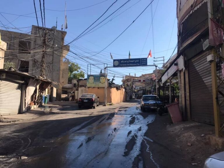 اللجنة الشعبية في مخيم برج الشمالي تعلن إصلاح جزء من أعطال الكهرباء