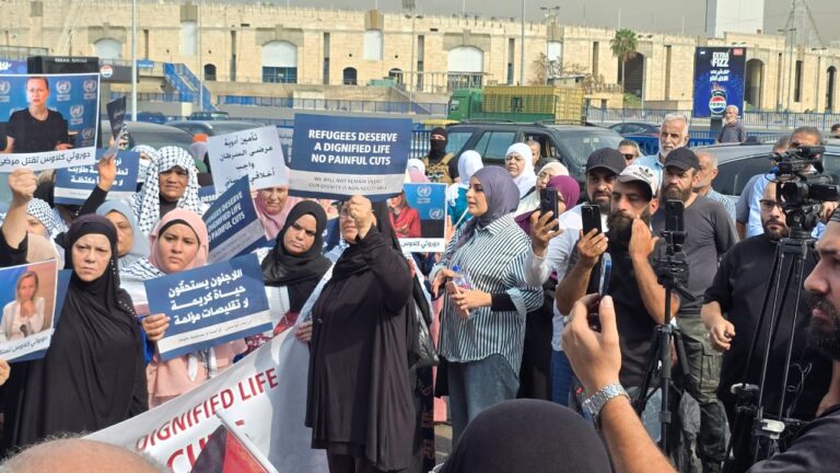 تصاعد المطالبات بإقالة دورثي كلاوس: دعوات لاستعادة الثقة بالأنروا وتحسين الخدمات