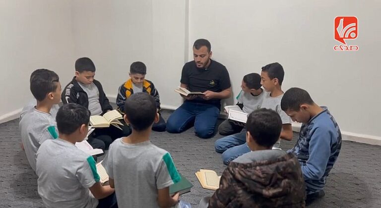 أكاديمية لعلوم القرآن في مخيم البرج الشمالي