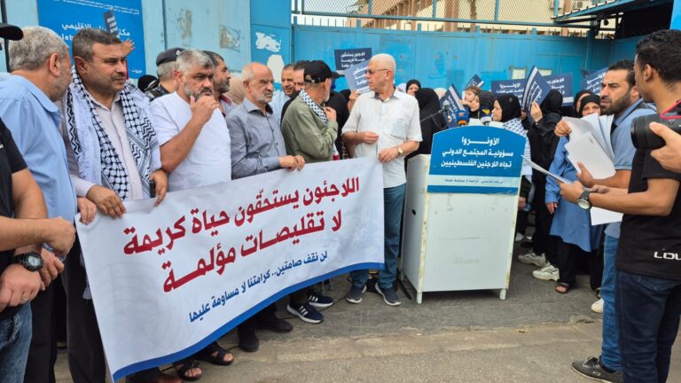 ثلاثة مؤشرات خطيرة أثناء اعتصام أمام مقر الأونروا في بيروت