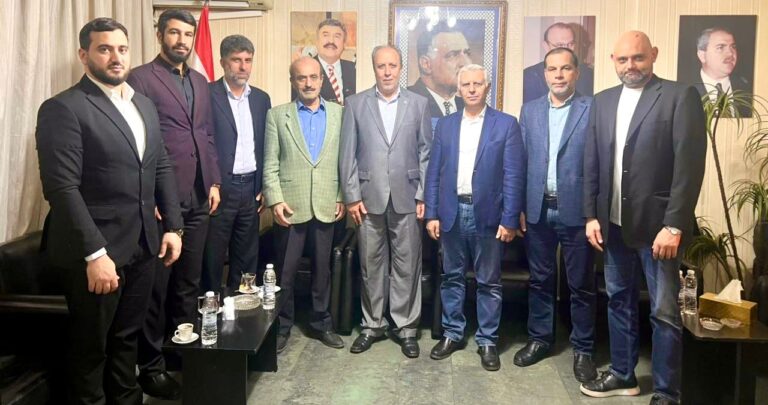 حماس تلتقي قيادة المؤتمر الشعبي اللبناني وتبحث معهم آخر المستجدات السياسية