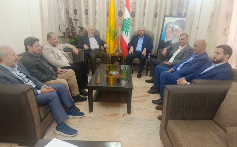 اللقاء التشاوري الوطني الفلسطيني يلتقي حزب الله ويبحث معه الأوضاع المتعلقة باللاجئين الفلسطينيين في لبنان