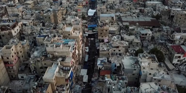 شاتيلا: مخيم يعيش على وقع الانهيارات