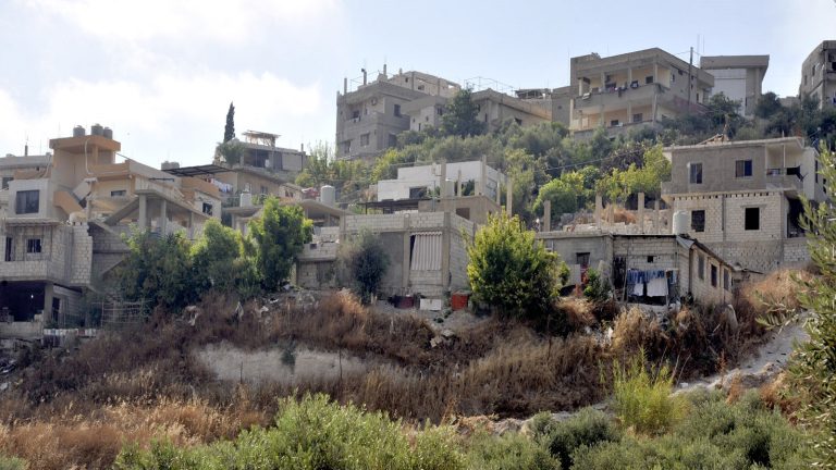 مخيم اللجوء على أطراف مدينة صيدا