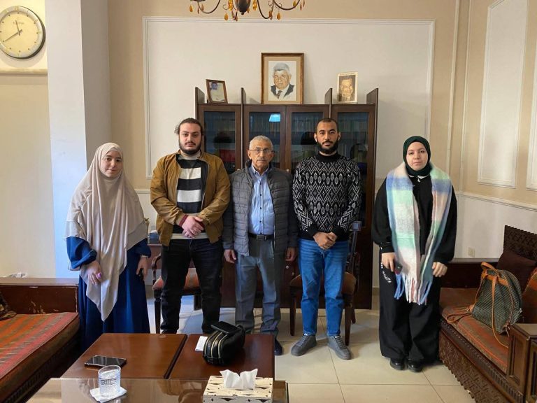 لجنة شؤون الممرضين الفلسطينيين تكثف حراكها لانتزاع حقوق مزاولة المهنة