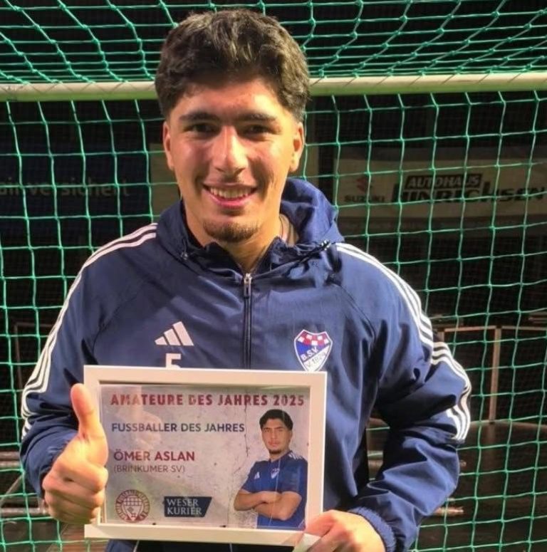 الفلسطيني عمر أصلان يُتوَّج بلقب أفضل لاعب في ألمانيا لعام 2025