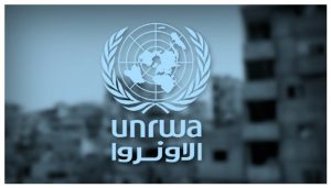 الأونروا تُقصي الفلسطينيين العائدين إلى سوريا من مساعداتها المالية