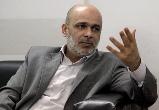 حمود يدعو لمقاربة “الحزمة الواحدة”: لا فصل بين سلاح المخيمات والحقوق الإنسانية