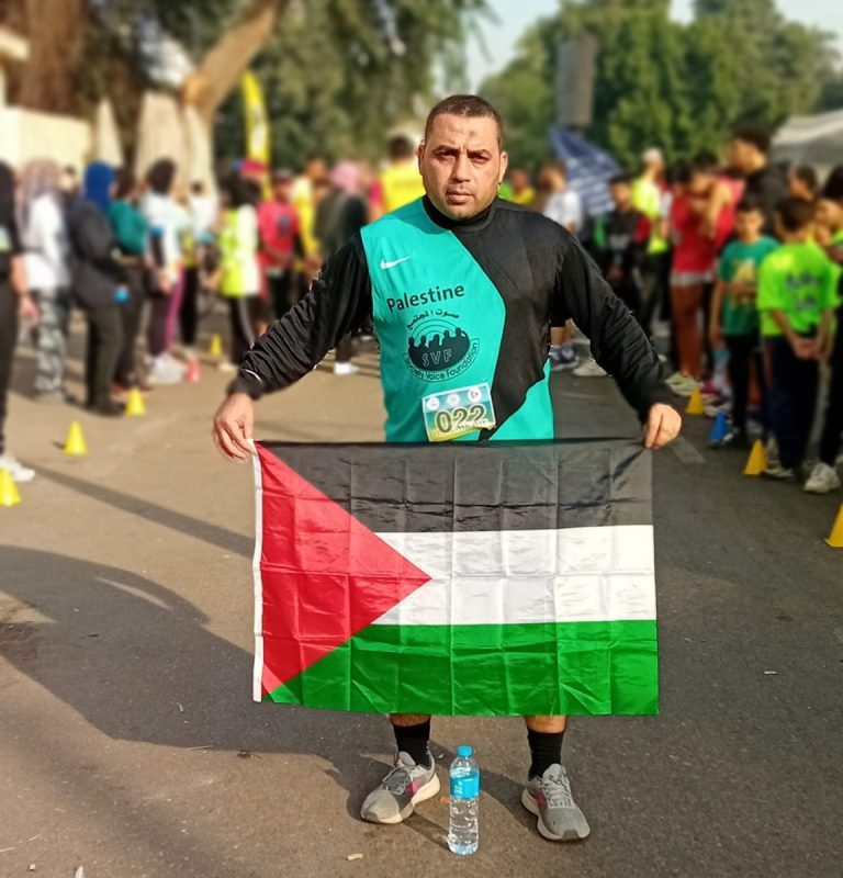 سامي نتيل يحصد المركز الثالث في سباق دولي بالصحراء التونسية