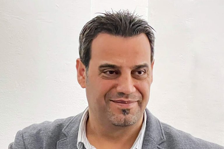 كيف أسهمت ممارسات دوروثي في تعميق وعي اللاجئ الفلسطيني في لبنان