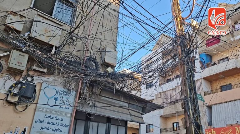 مخيم نهر البارد عشرة أيام في العتمة