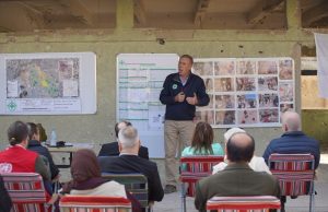 وفد دولي يزور مخيم اليرموك لتقييم الاحتياجات الإنسانية وإزالة مخلفات الحرب