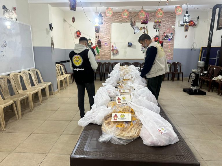 مشروع “إفطار صائم” في مخيم الجليل… 16 عاماً من العطاء المتواصل