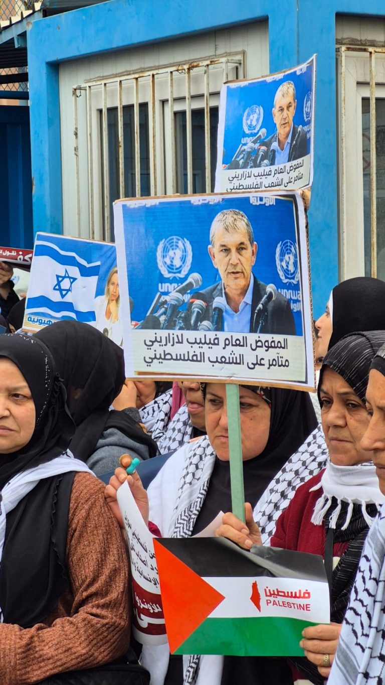 لجنة الدفاع عن حقوق اللاجئين تحذر من انهيار الأمن الغذائي في المخيمات