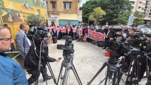 اعتصام فلسطيني أمام مقر اللجنة الدولية للصليب الأحمر في بيروت للمطالبة بتحرك دولي لقضية الأسرى