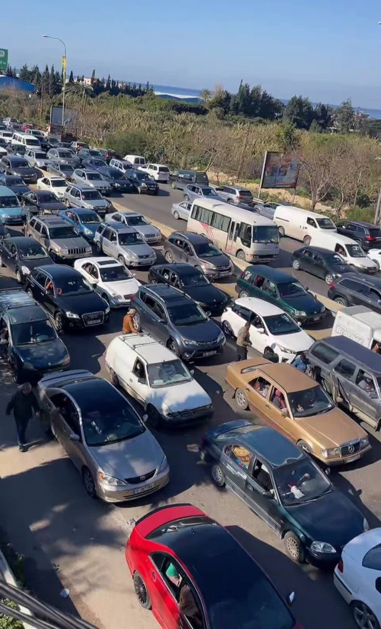 نزوح من مخيمي برج البراجنة وشاتيلا وتحذيرات من تفاقم الأزمة الإنسانية