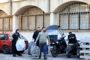 نزوح من مخيمي برج البراجنة وصبرا وشاتيلا عقب تهديد الاحتلال للضاحية بالإخلاء