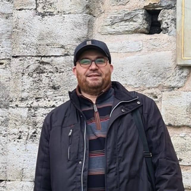 اتحاد المعلّمين يهاجم قرارات الأونروا ويدعو لتحركات ميدانية