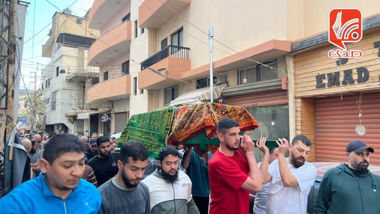 لماذا أصر أهالي مخيم البرج الشمالي على دفن الشهيد السوداني داخل المخيم؟