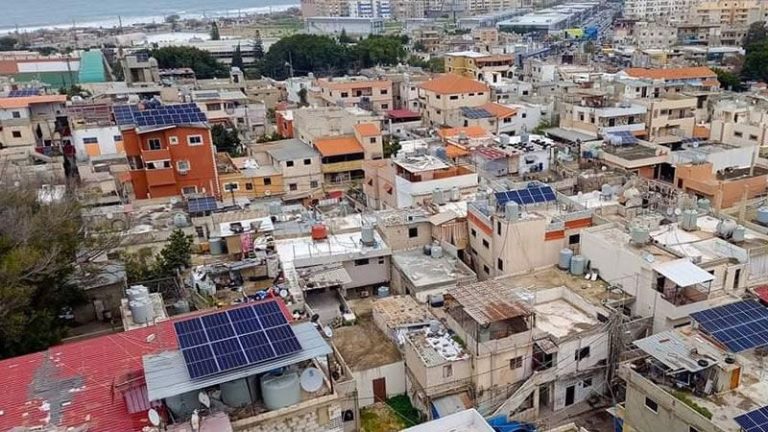 تكاتف إنساني في مخيم البص لمواجهة تداعيات النزوح