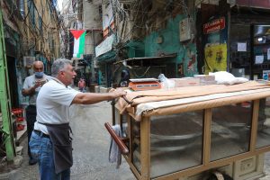 ثابت تنتقد تقصير الأونروا تجاه العمال الفلسطينيين