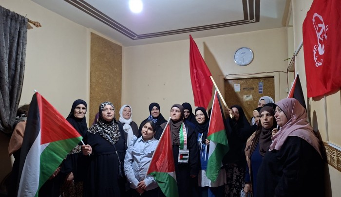 وقفة نسائية في نهر البارد إحياءً للنكبة وتضامناً مع الأسرى الفلسطينيين