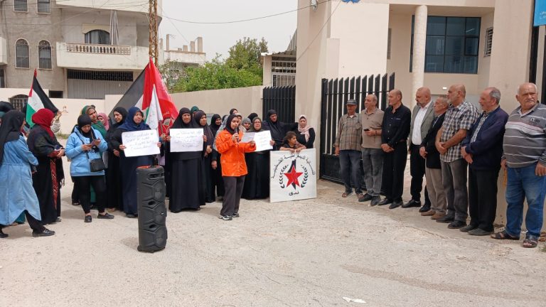 اعتصام  أمام مكتب “الأونروا” في نهر البارد بذكرى النكبة