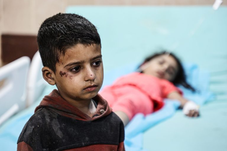 اليونيسف: وقف إطلاق النار في غزة تحول إلى “وهم مميت” للأطفال