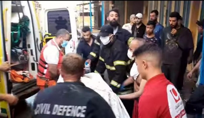 وفاة فلسطينية عقب حريق مبنى سكني داخل مخيم نهر البارد