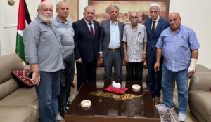 تحرك فلسطيني لمعالجة ملف اللوحات العمومية في لبنان