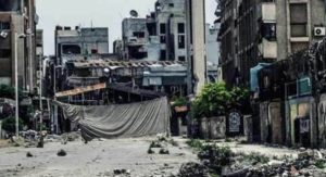 معاناة مستمرة في حي التقدم بمخيم اليرموك بين ركام الشوارع وغياب الخدمات