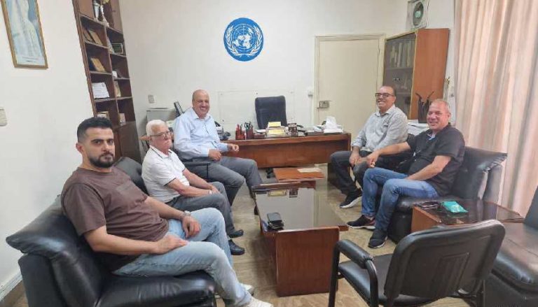 لجنة ملعب فلسطين في البداوي تطالب الأونروا بالإسراع في ترميم الملعب