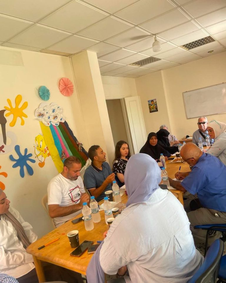 شبكة الجمعيات والمؤسسات العاملة في الوسط الفلسطيني تعقد لقاء في صيدا