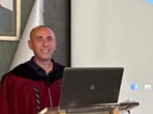إنجاز أكاديمي لباحث فلسطيني في علوم التمريض بالجامعة العربية الأميركية