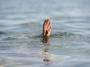وفاة 3 أفراد من عائلة واحدة من أبناء مخيم الرشيدية غرقاً في بريطانيا