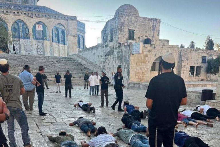 “الادعاء العام الإسرائيلي” يطلب مهلة إضافية لبحث فتح الأقصى أمام اقتحامات المستوطنين أيام السبت