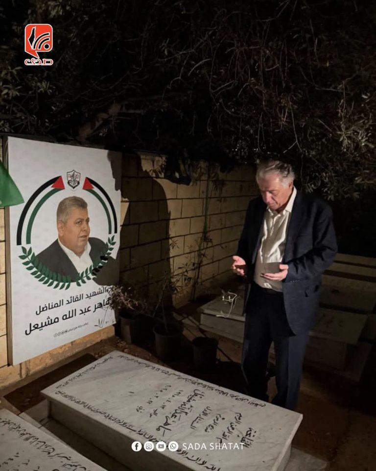 أشرف دبور يزور ضريح ماهر مشيعل قبل مغادرته لبنان إلى بلغاريا