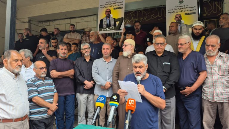 جماهيري حماس يحيي الذكرى السنوية الثانية لاستشهاد القائد يحيى السنوار في مخيم عين الحلوة